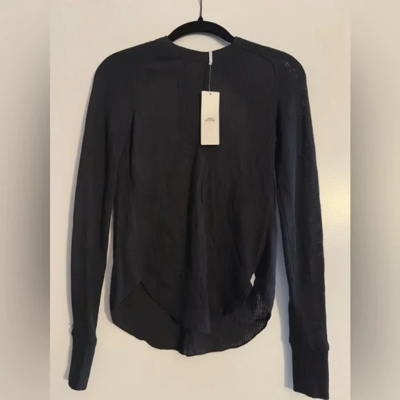 U.O - out from under cut out long sleeve tee - Picture 4 of 5